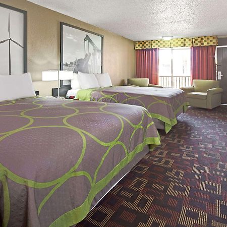 ซูเปอร์ 8 บาย วินด์แฮม นอร์แมน Hotel ภายนอก รูปภาพ